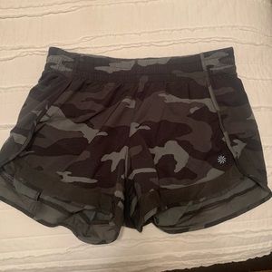 Athleta Mesh Racer Run shorts